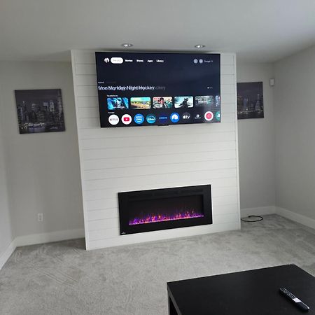 Private 1 Bedroom In Brookswood Langley Luaran gambar