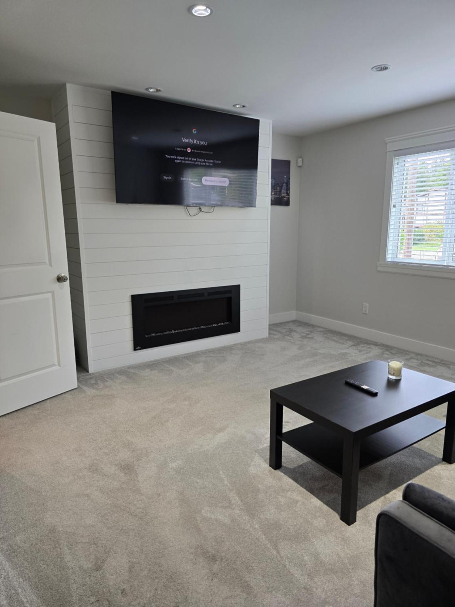 Private 1 Bedroom In Brookswood Langley Luaran gambar